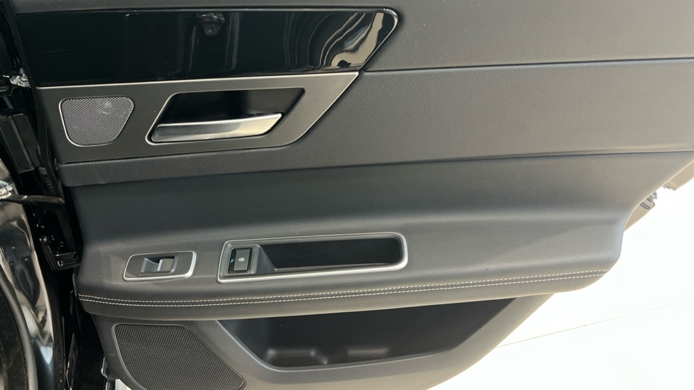 Used Jaguar XF 2021 for sale - 76937579: Photo 74
