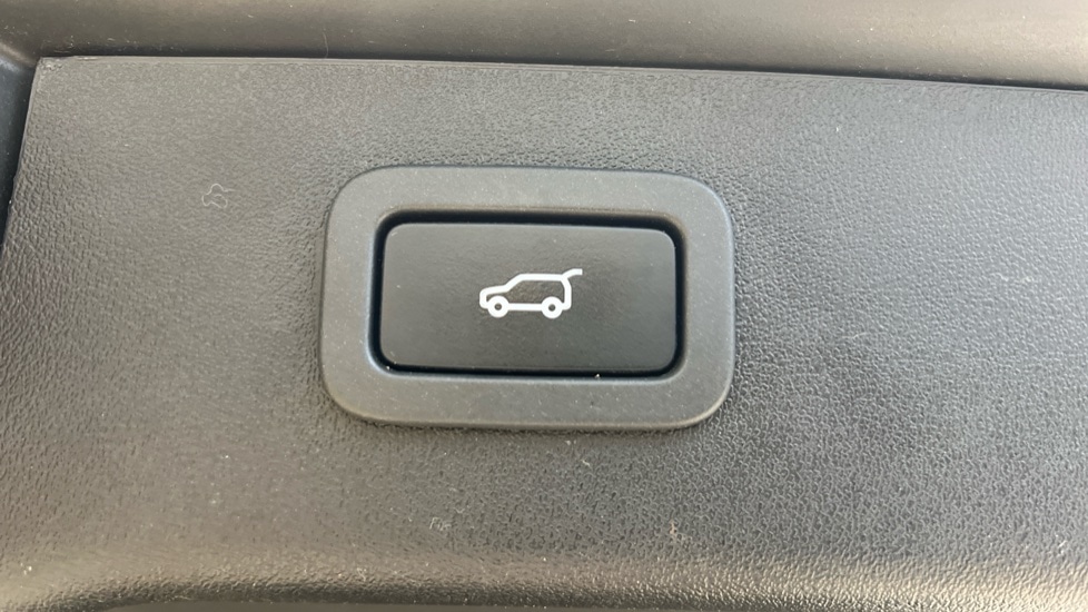 Used Jaguar XF 2021 for sale - 76937579: Photo 79