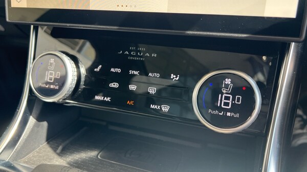 Used Jaguar XF 2024 for sale - 76217166: Photo 60