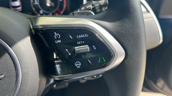 Used Jaguar XF 2024 for sale - 76217166: Photo 70