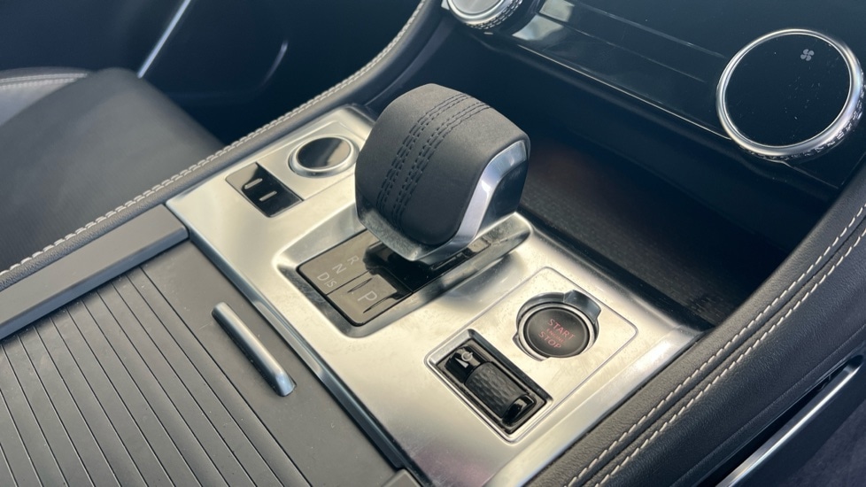 Used Jaguar F-Pace 2021 for sale - 76265674: Photo 13