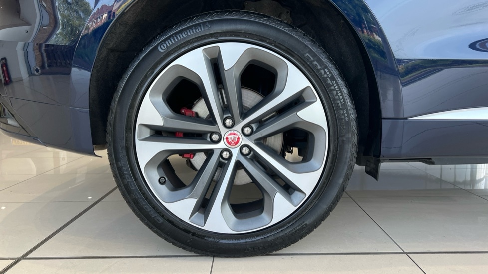 Used Jaguar F-Pace 2021 for sale - 76265674: Photo 28