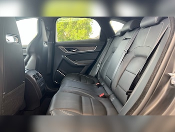 Used Jaguar F-Pace 2021 for sale - 76265674: Photo 4