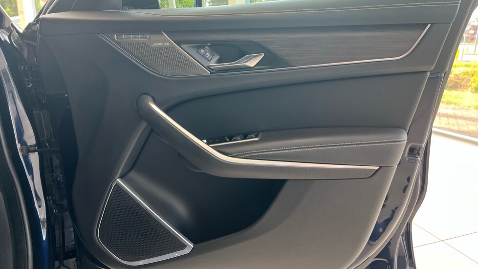 Used Jaguar F-Pace 2021 for sale - 76265674: Photo 76