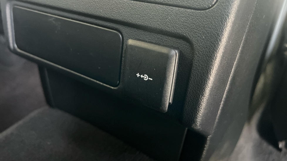 Used Jaguar F-Pace 2021 for sale - 76265674: Photo 78