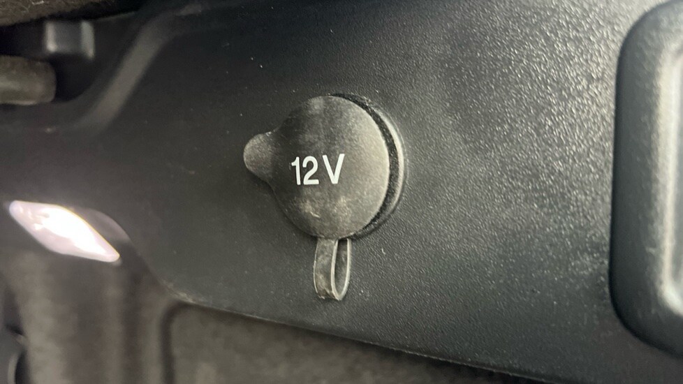 Used Jaguar F-Pace 2021 for sale - 76265674: Photo 83