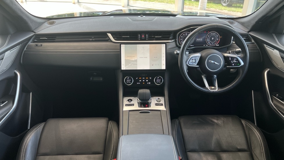 Used Jaguar F-Pace 2021 for sale - 76265674: Photo 9