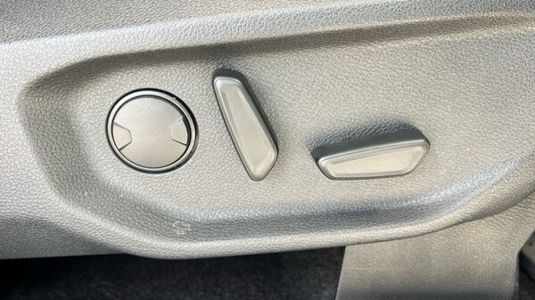 Used Volkswagen Amarok 2023 for sale - 76154973: Photo 61