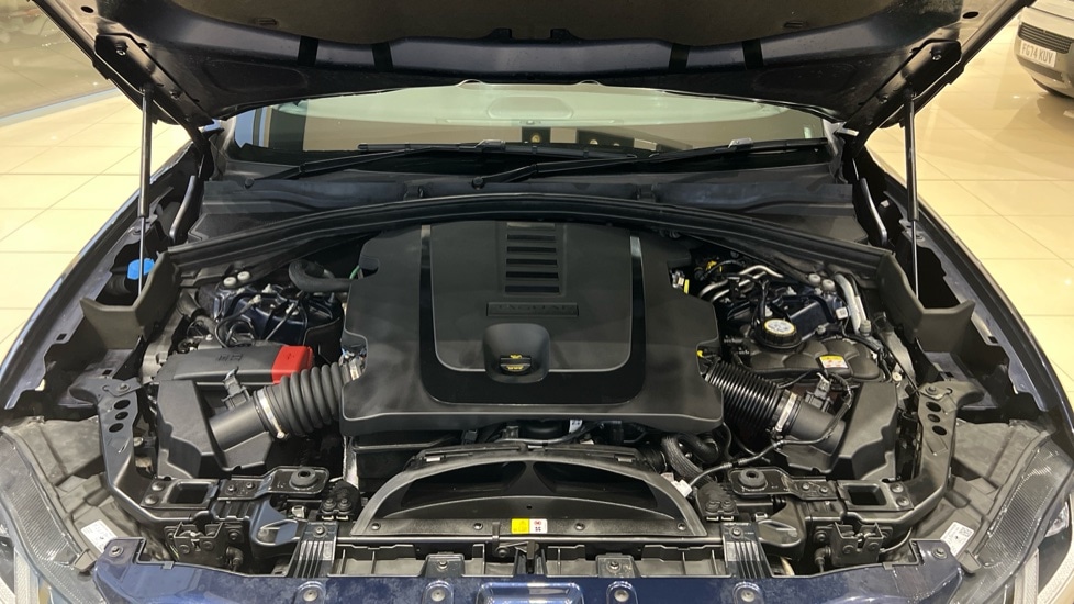 Used Jaguar F-Pace 2023 for sale - 76297346: Photo 34