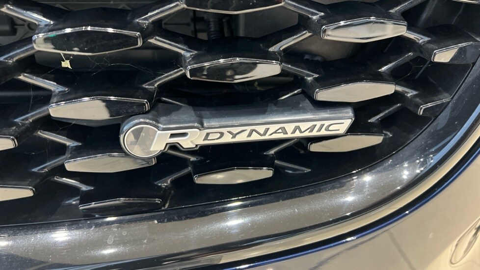 Used Jaguar F-Pace 2023 for sale - 76297346: Photo 38