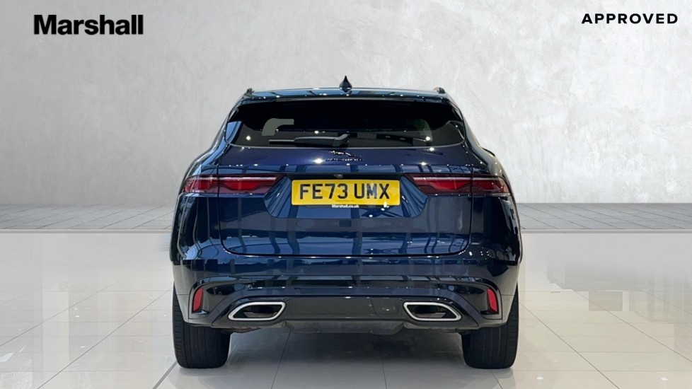 Used Jaguar F-Pace 2023 for sale - 76297346: Photo 6