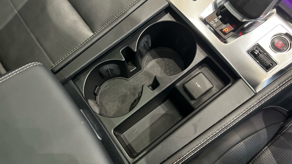 Used Jaguar F-Pace 2023 for sale - 76297346: Photo 68