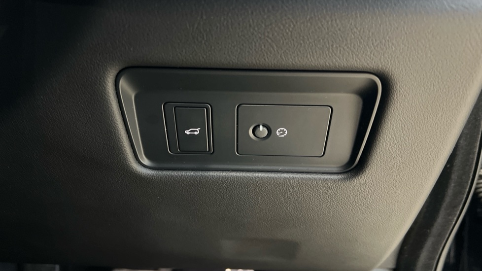 Used Jaguar F-Pace 2023 for sale - 76297346: Photo 79