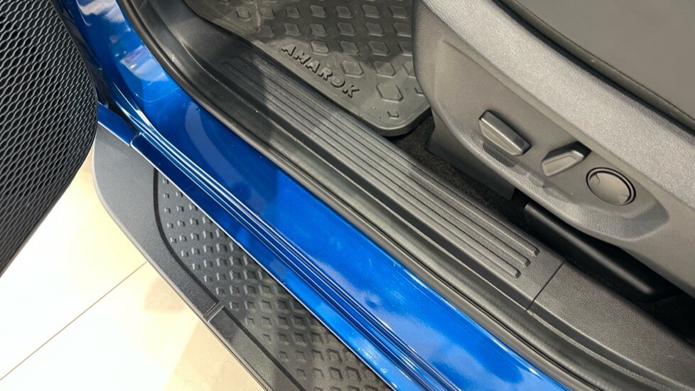 Used Volkswagen Amarok 2023 for sale - 76804040: Photo 36