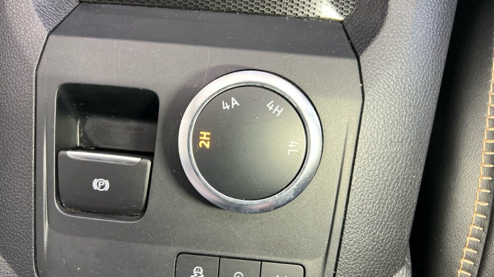 Used Volkswagen Amarok 2023 for sale - 76804040: Photo 55