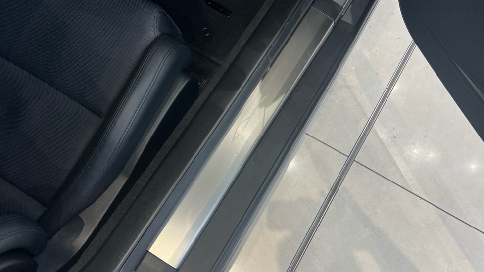 Used Jaguar F-Type 2024 for sale - 77060705: Photo 35