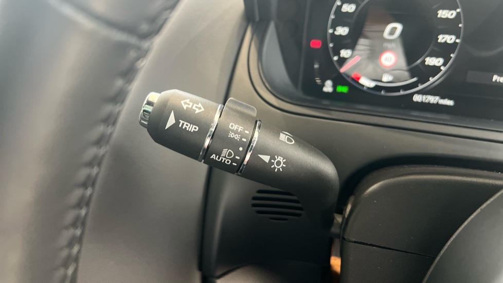 Used Jaguar F-Type 2024 for sale - 77060705: Photo 70