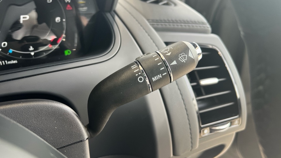 Used Jaguar F-Type 2024 for sale - 77060705: Photo 71