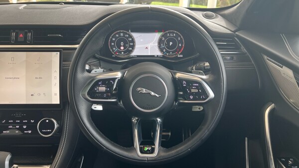 Used Jaguar F-Pace 2022 for sale - 76161445: Photo 15