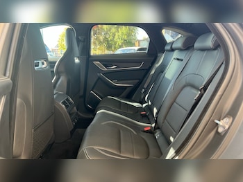 Used Jaguar F-Pace 2022 for sale - 76161445: Photo 4