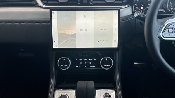 Used Jaguar F-Pace 2024 for sale - 76244421: Photo 14