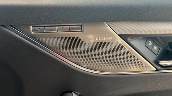 Used Jaguar F-Pace 2024 for sale - 76244421: Photo 36