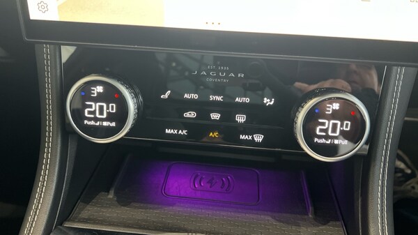 Used Jaguar F-Pace 2024 for sale - 76244421: Photo 57