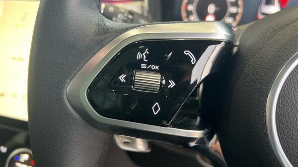 Used Jaguar F-Pace 2024 for sale - 76244421: Photo 67