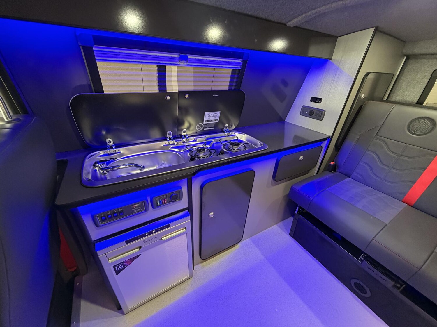 Used Volkswagen Transporter 2023 for sale - 78131766: Photo 14