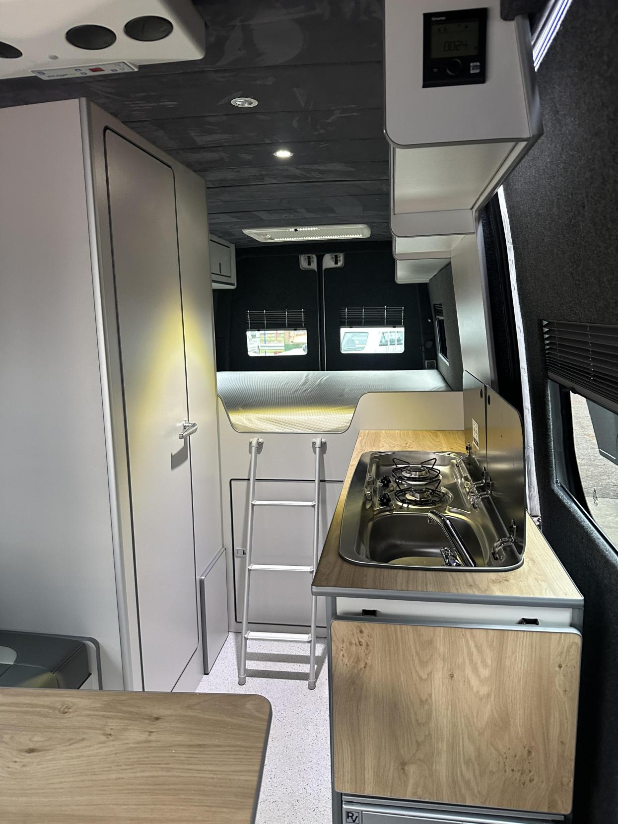 Used Mercedes-Benz Sprinter 2015 for sale - 78199298: Photo 3