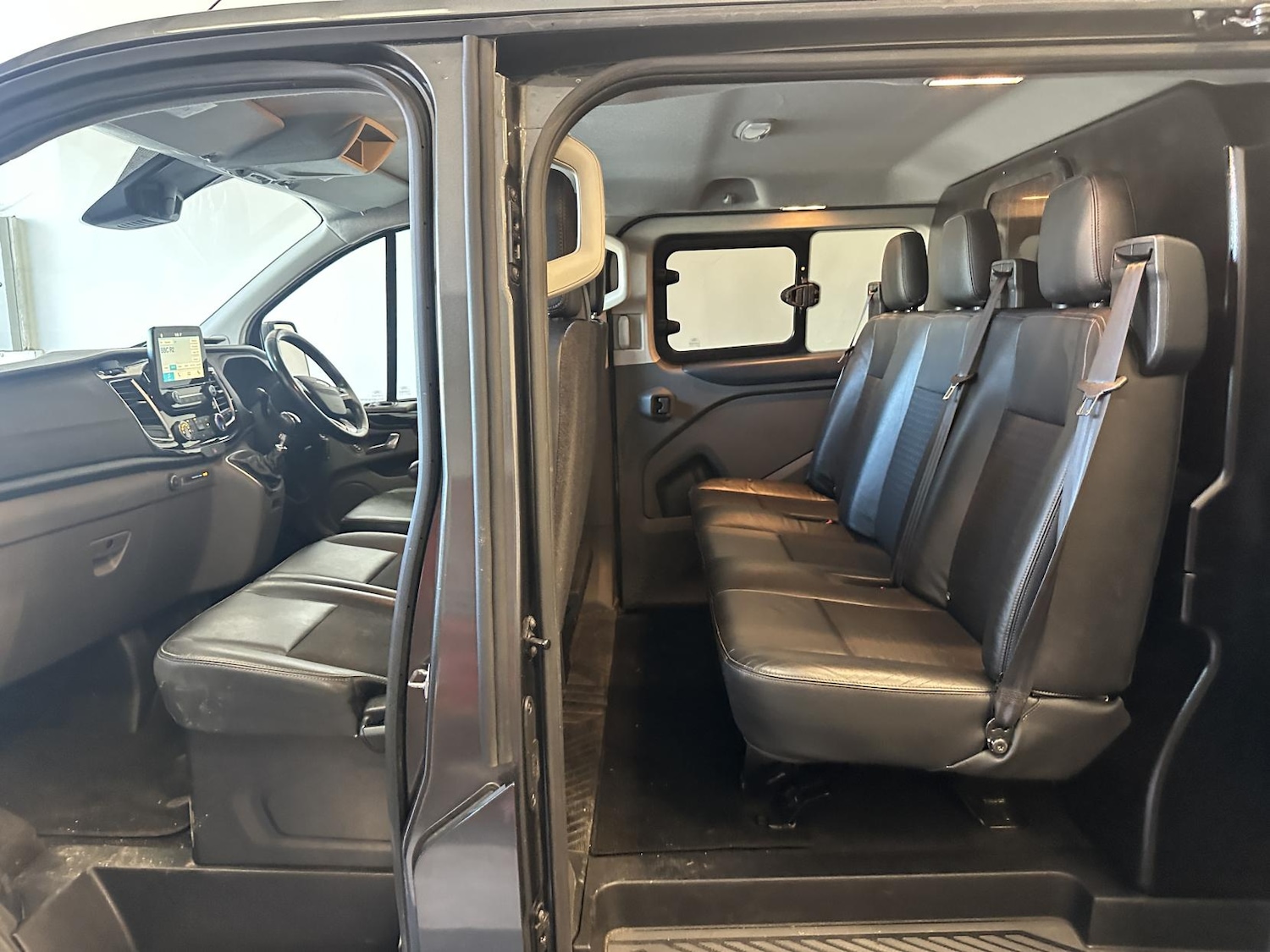 Used Ford Transit Custom 2019 for sale - 77931225: Photo 3
