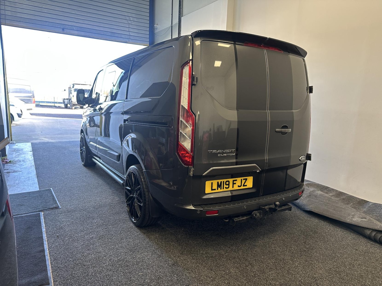 Used Ford Transit Custom 2019 for sale - 77931225: Photo 4