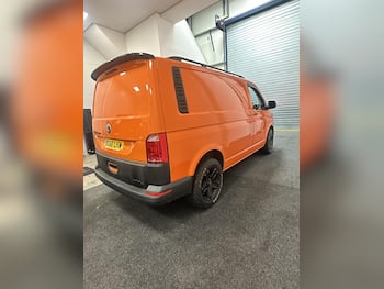 Used Volkswagen Transporter 2016 for sale - 79720949: Photo