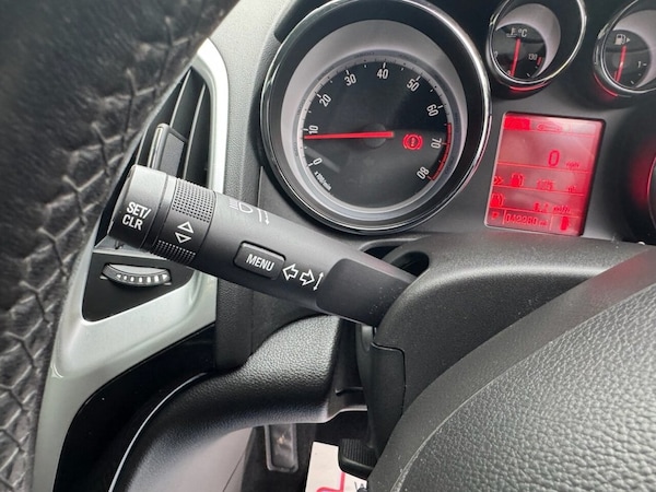 Used Vauxhall Astra 2014 for sale - 76245334: Photo 34