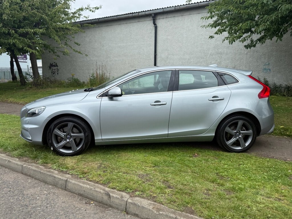 Used Volvo V40 2016 for sale - 76105552: Photo 19