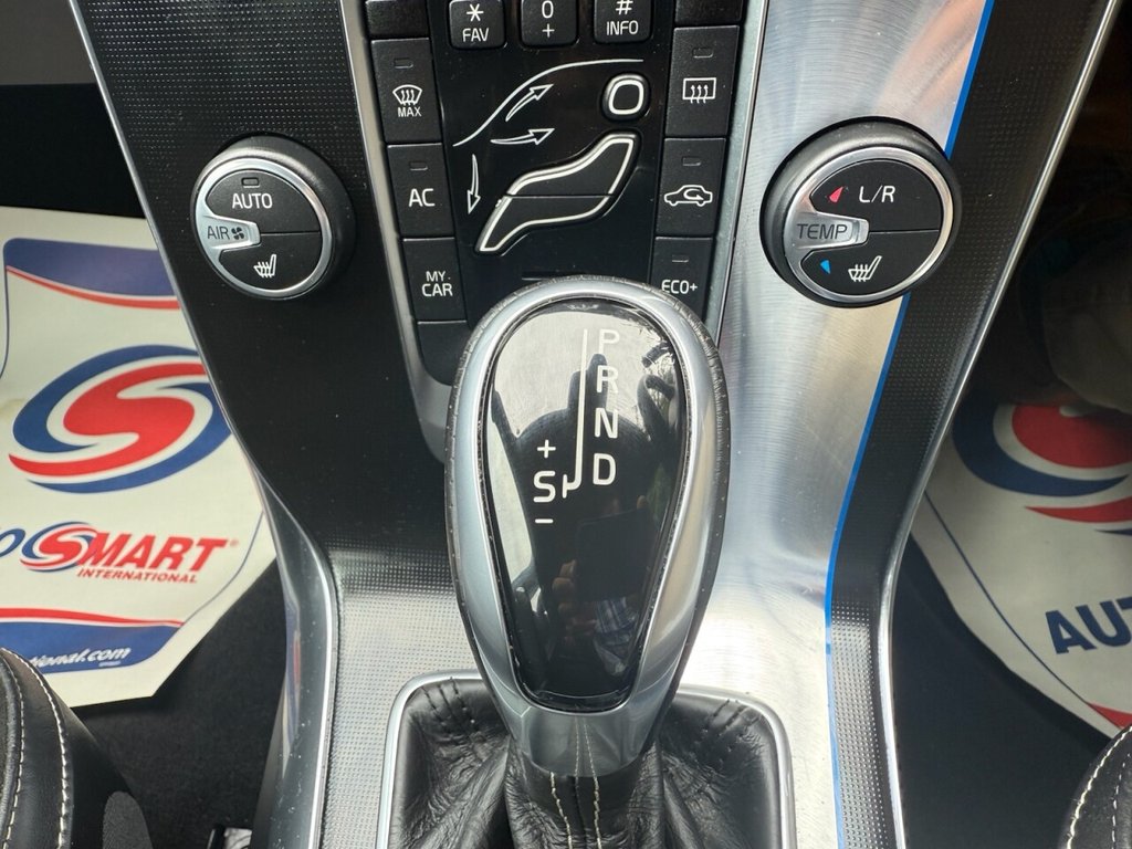 Used Volvo V40 2016 for sale - 76105552: Photo 36