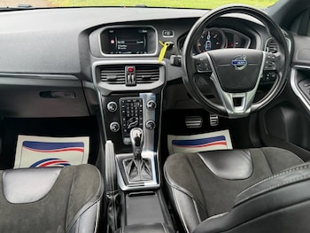 Used Volvo V40 2016 for sale - 76105552: Photo 3