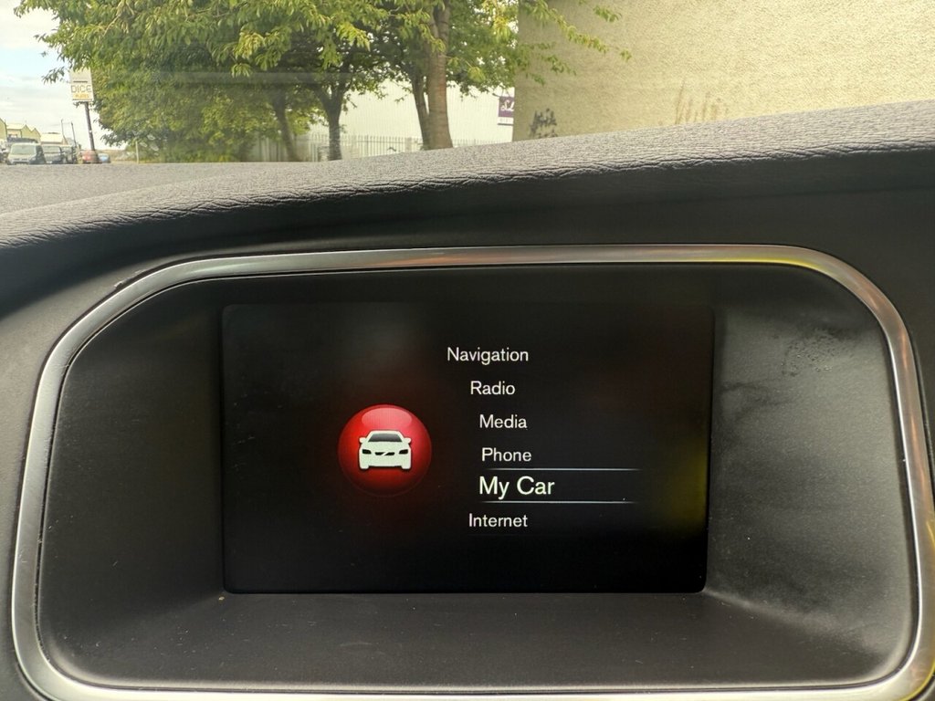 Used Volvo V40 2016 for sale - 76105552: Photo 43