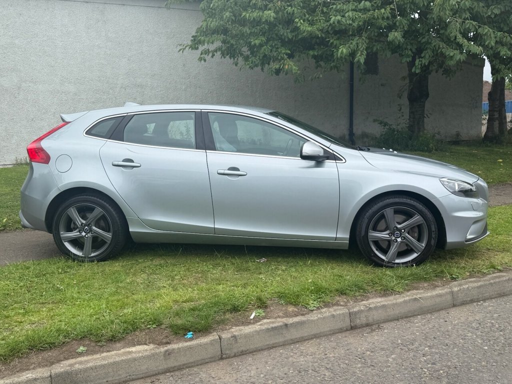Used Volvo V40 2016 for sale - 76105552: Photo 7