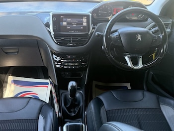 Used Peugeot 2008 2016 for sale - 75843188: Photo