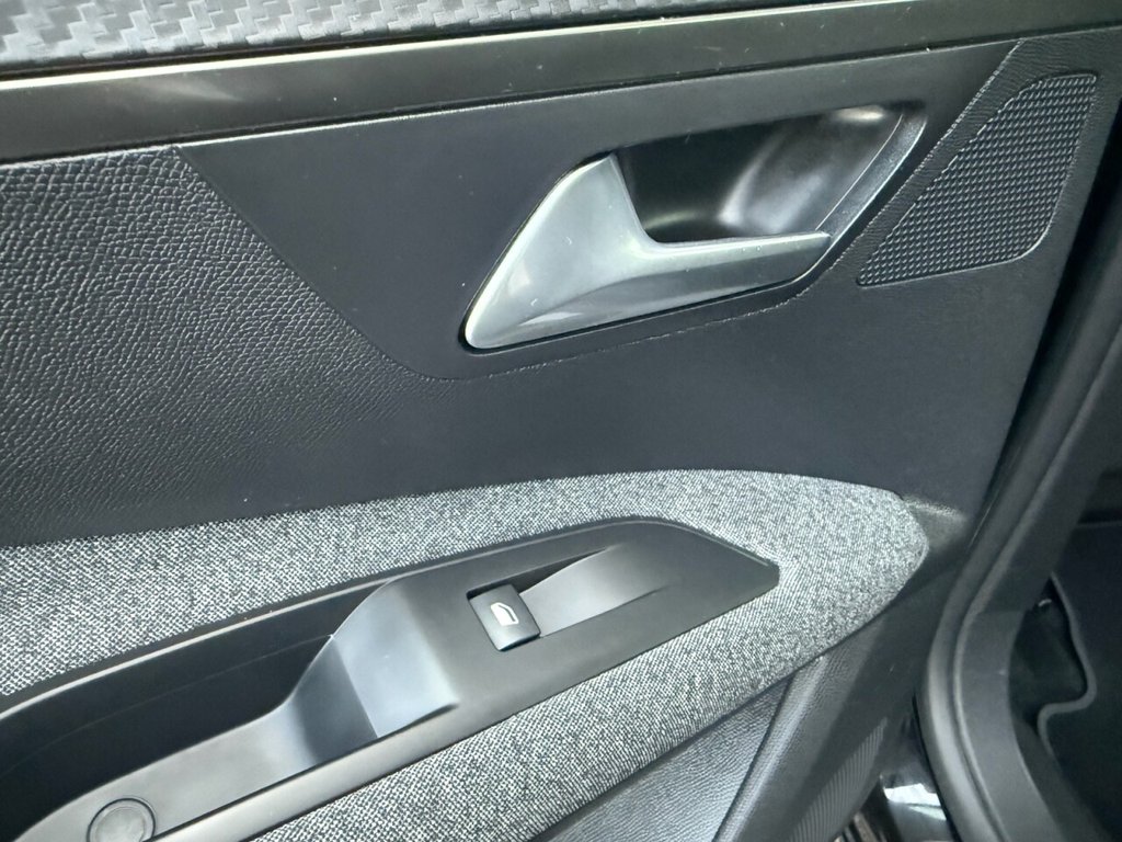 Used Peugeot 3008 2018 for sale - 76536059: Photo 23