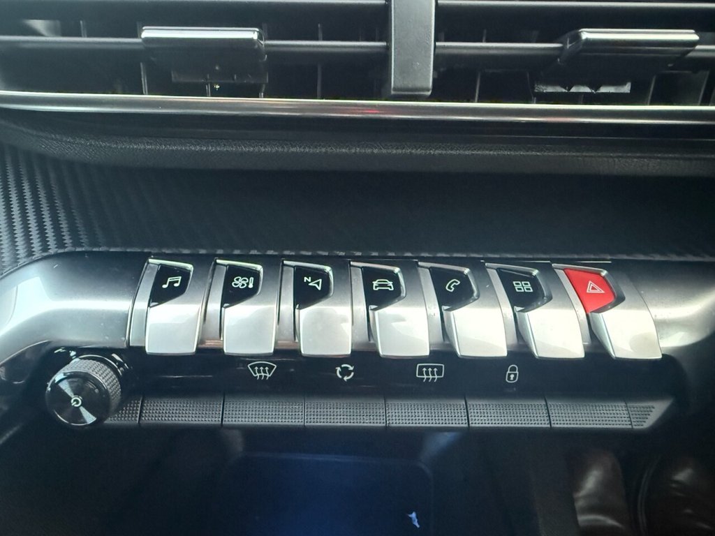 Used Peugeot 3008 2018 for sale - 76536059: Photo 38