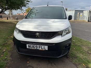 Used Peugeot Partner 2019 for sale - 76147715: Photo