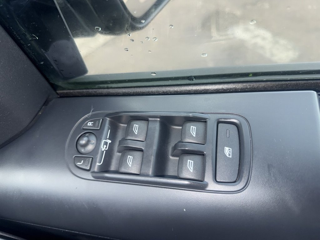 Used Land Rover Freelander 2 2014 for sale - 76523319: Photo 9