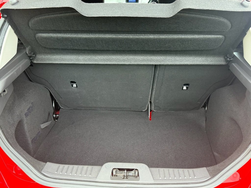 Used Ford Fiesta 2017 for sale - 76168537: Photo 12