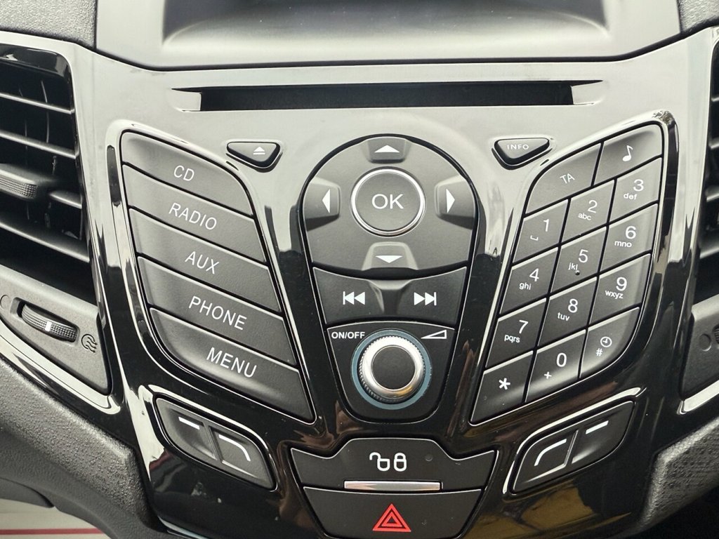 Used Ford Fiesta 2017 for sale - 76168537: Photo 37