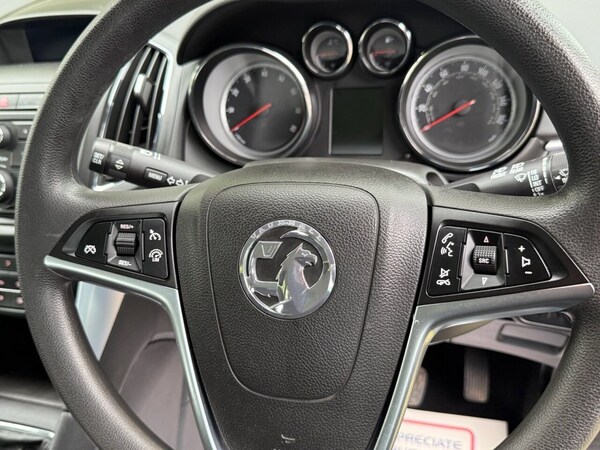 Used Vauxhall Zafira Tourer 2015 for sale - 76080779: Photo 26