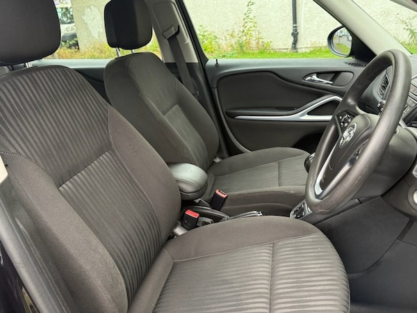 Used Vauxhall Zafira Tourer 2015 for sale - 76080779: Photo 28