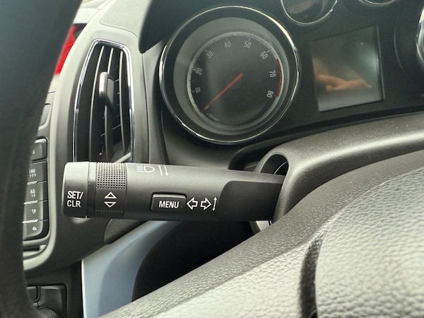 Used Vauxhall Zafira Tourer 2015 for sale - 76080779: Photo 45