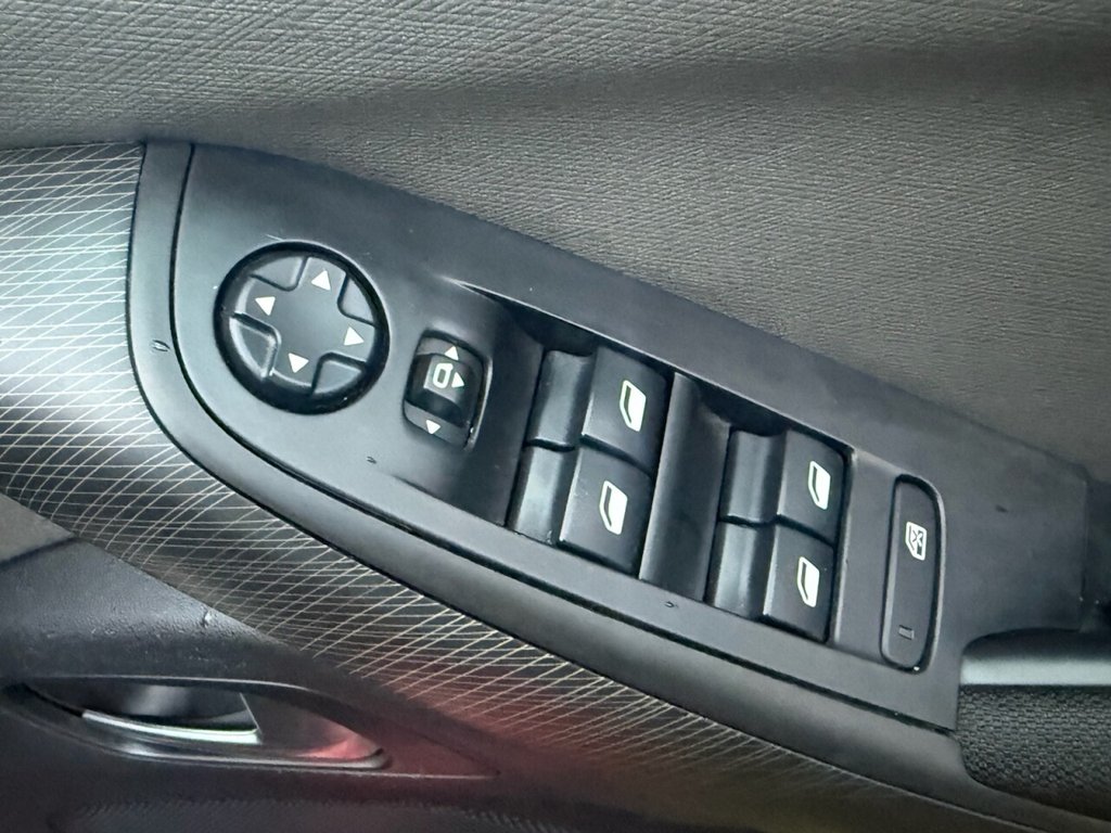 Used Citroen C4 Picasso 2016 for sale - 76417792: Photo 17